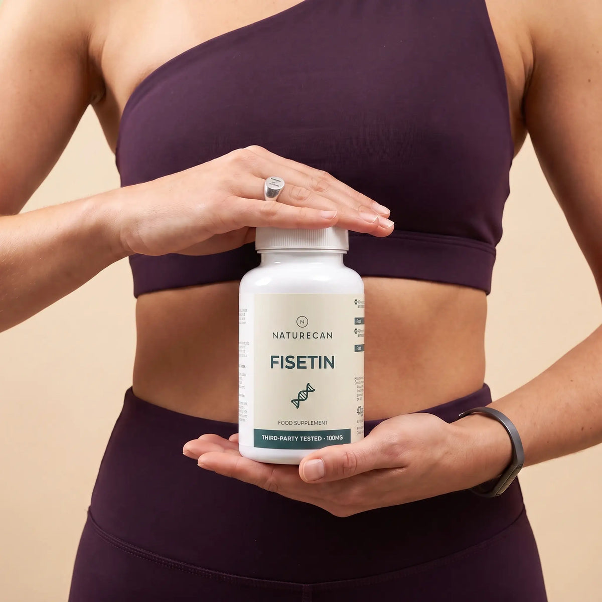 Fisetiini